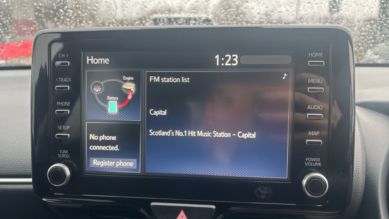 Toyota Yaris 1.5 Hybrid Design 5dr CVT Hybrid Hatchback